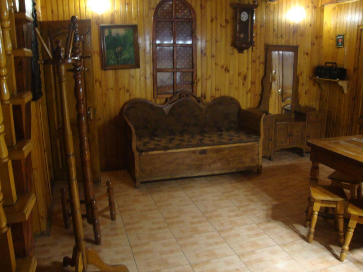 Apartamento Domik S Saunoy Na Ogiyenko Kamianets-Podilskyi Exterior foto