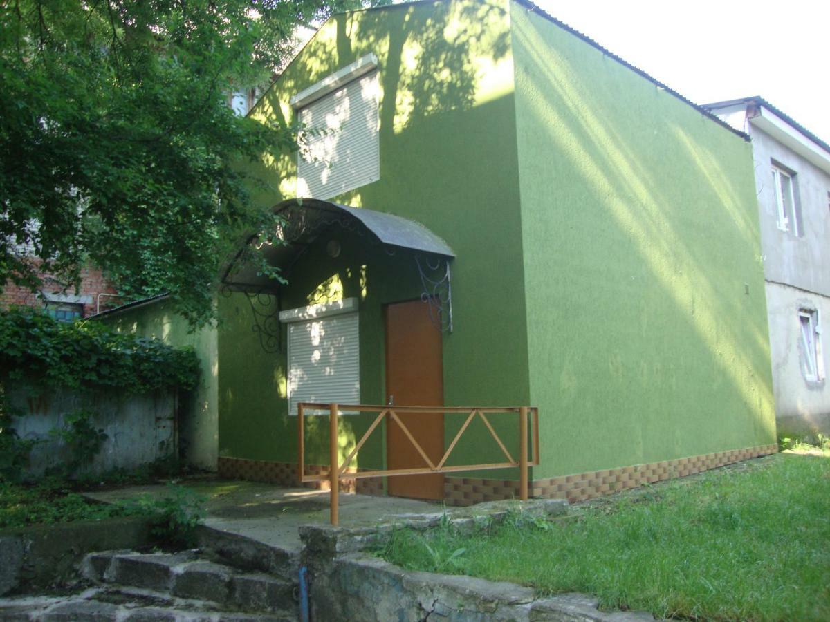 Apartamento Domik S Saunoy Na Ogiyenko Kamianets-Podilskyi Exterior foto